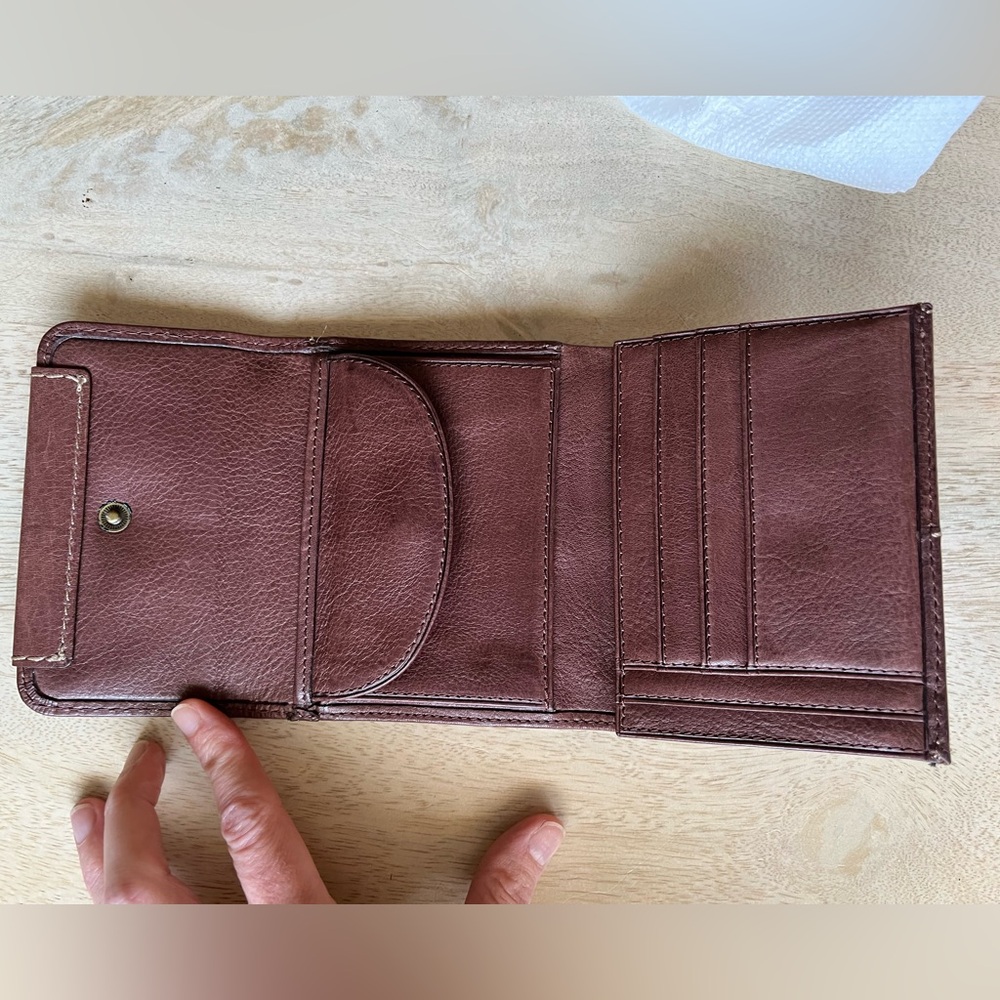 Fossil Leather Wallet, Never Used, Leather Interiors! View 4
